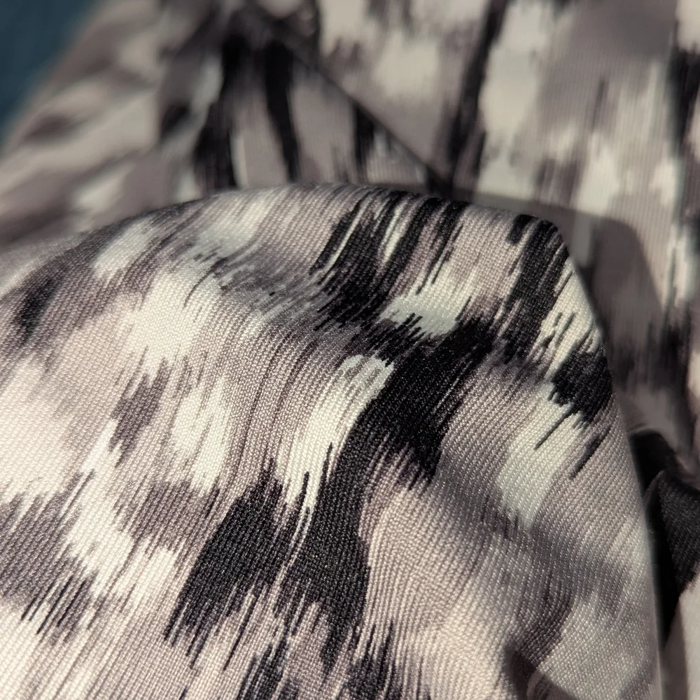212 Collection Monochrome‎ Patterned Tank Top - Picture 4 of 7